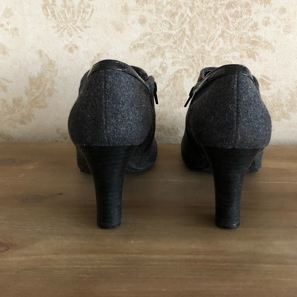 Liz Claiborne booties - Picture 4 of 5